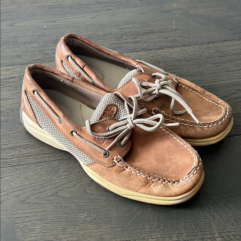 Classic Sperry Topsiders size 7